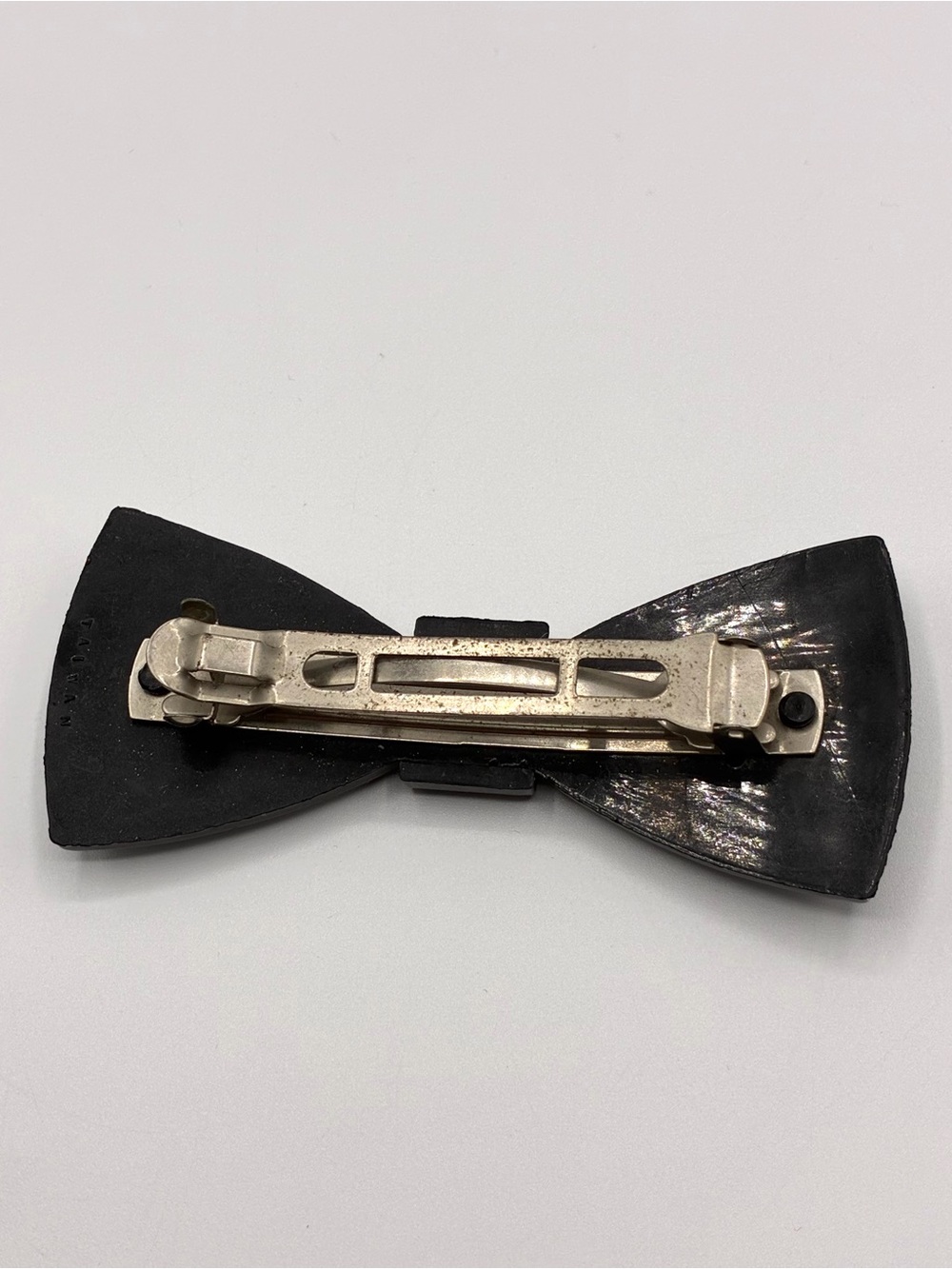 Vintage Taiwan Bow Barrette Hair Clip Retro Black Gold Tone Ribbed Bow - Picture 5 of 10